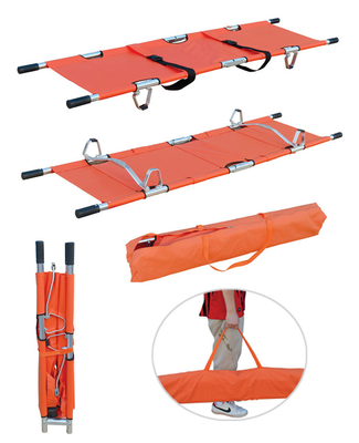Un bon prix. Deux brancards médicaux pliables de transport de sauvetage incendie jambe triangulaire inversée en ligne