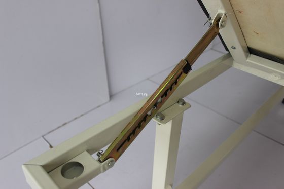 Lits médicaux d'examen de Gynae d'alliage d'aluminium se soulevant manuellement