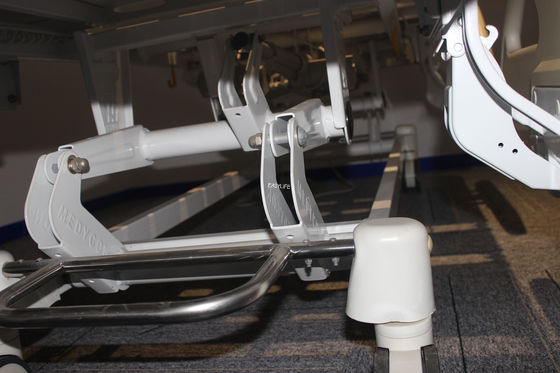 Lit d'hôpital électrique laminé à froid de l'acier 85in pour l'usage à la maison W105 blanc avec la toilette