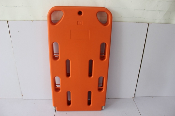 Un bon prix. Plaque de colonne vertébrale de brancard d'urgence pliable en plastique à haute densité avec pénétration par rayons X et CT en ligne
